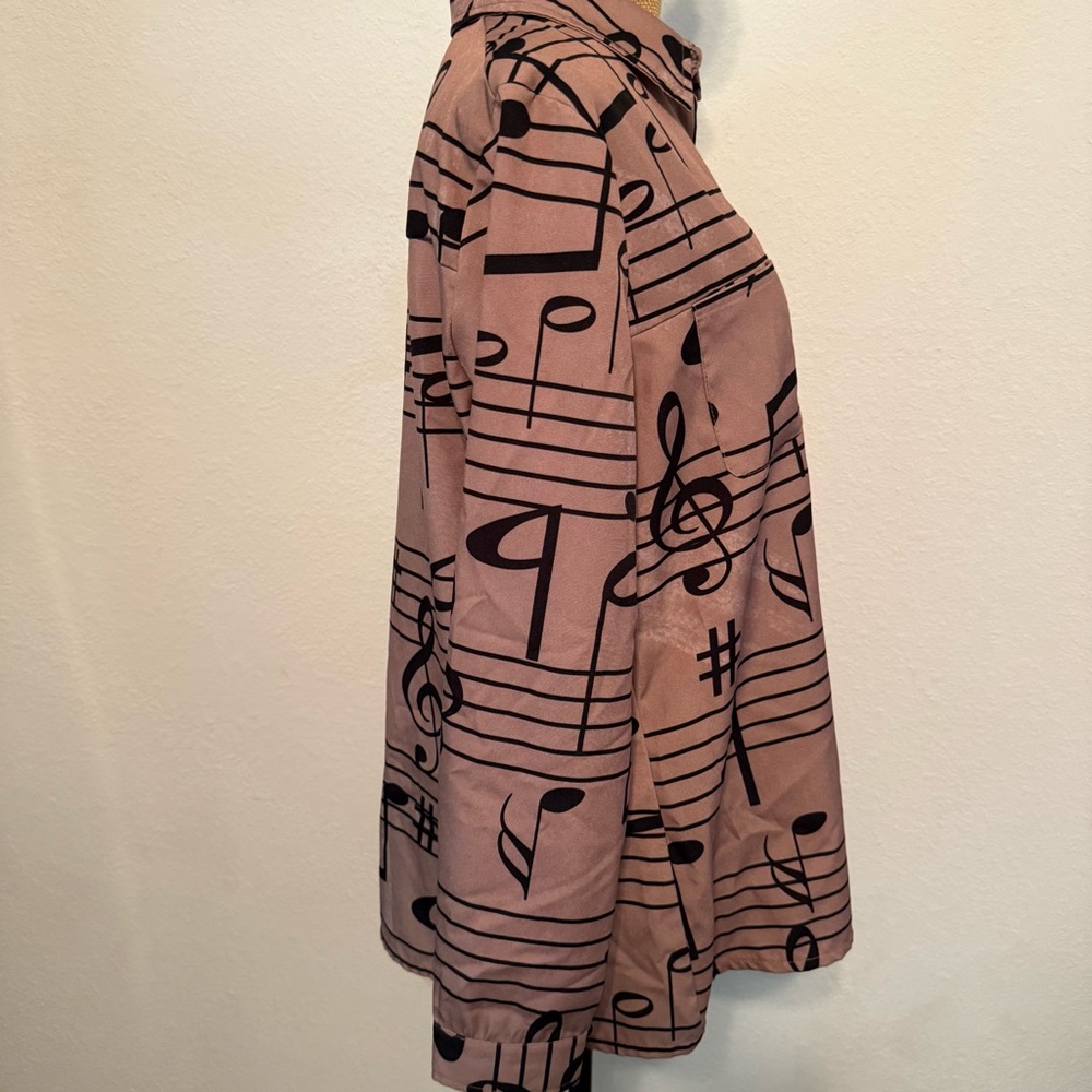 Music Notes tan Long Sleeve Button Up Shirt size L - Picture 2 of 10